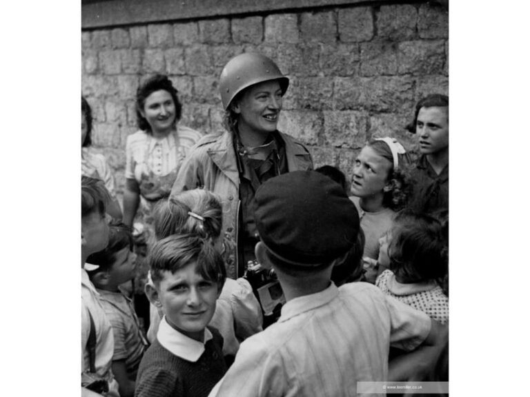 Lee Miller Saint-Malo